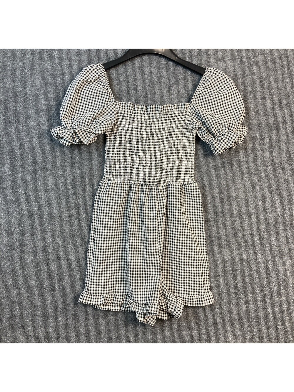 Womens Size Small Black & White Gingham Poofy Short Sleeve Peasant Romper EUC